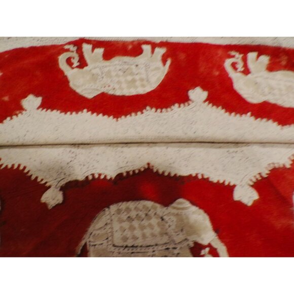 Vtg Kalamkari 60" Round Table Cloth Hand-Printed Red & White Elephants  India - Picture 5 of 6